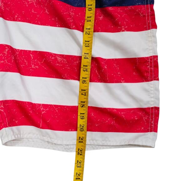Bass Pro Shops Men's Mesh Lined Swim Trunks American Flag Pattern Size XL USA - Picture 7 of 8